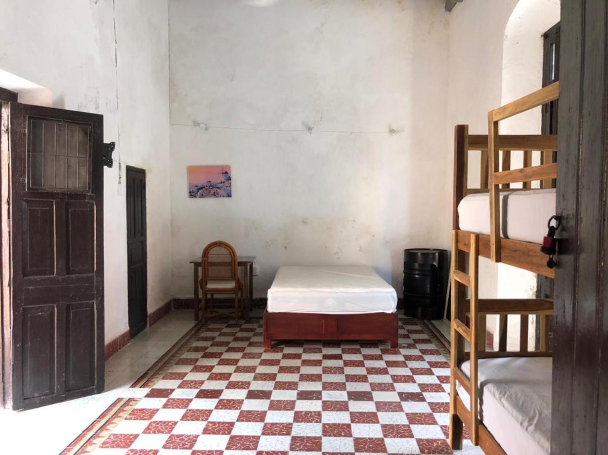 Hostel Casa Quetzal Campeche Exteriör bild